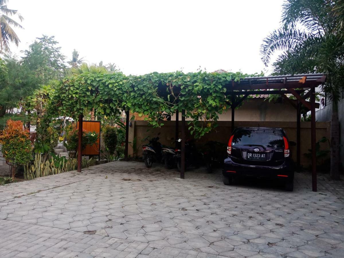 Zifa Mandalika Apartment Kuta  Exterior photo